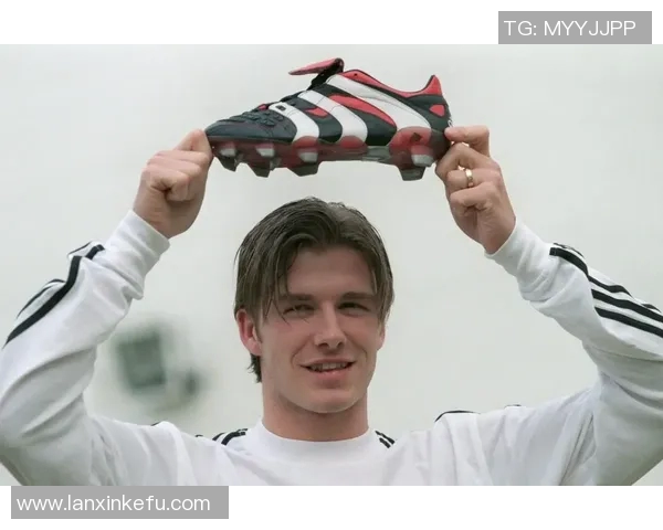 足球明星们纷纷穿上猎鹰鞋子展现球场魅力与风采