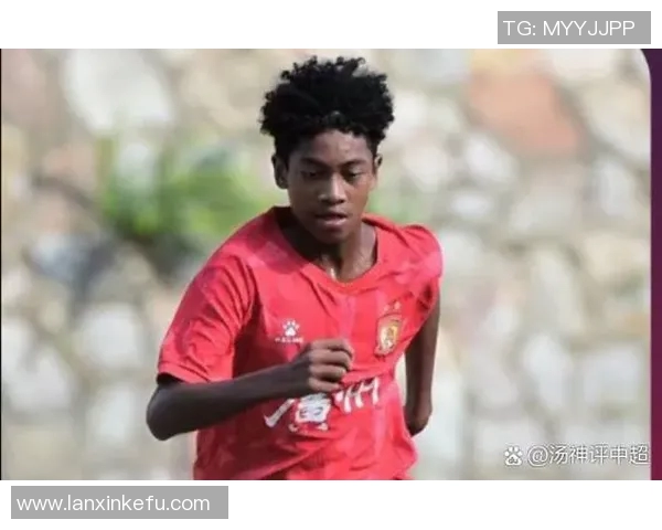 墨迹哥足球明星名单图片全解析揭示球员背后的故事与成就