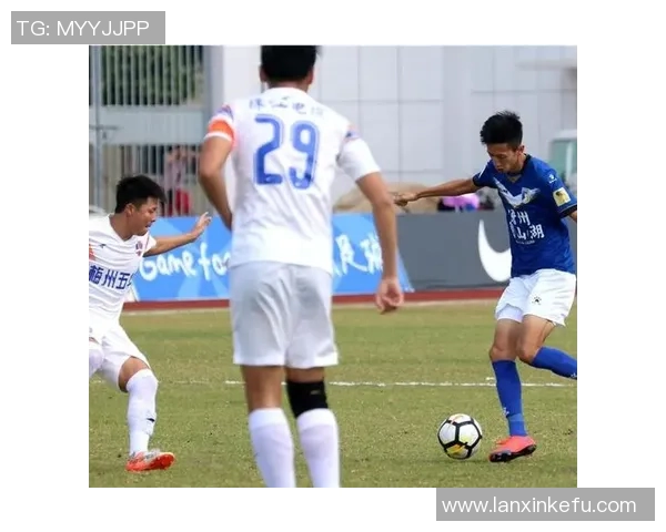 中国足球杯赛激战正酣球迷热情高涨期待精彩对决与传奇时刻